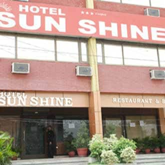 https://imgcld.yatra.com/ytimages/image/upload/t_hotel_yatra_city_desktop/v1464471121/Domestic Hotels/Hotels_Mohali/HOTEL SUN SHINE/HO_7xqXFc.jpg